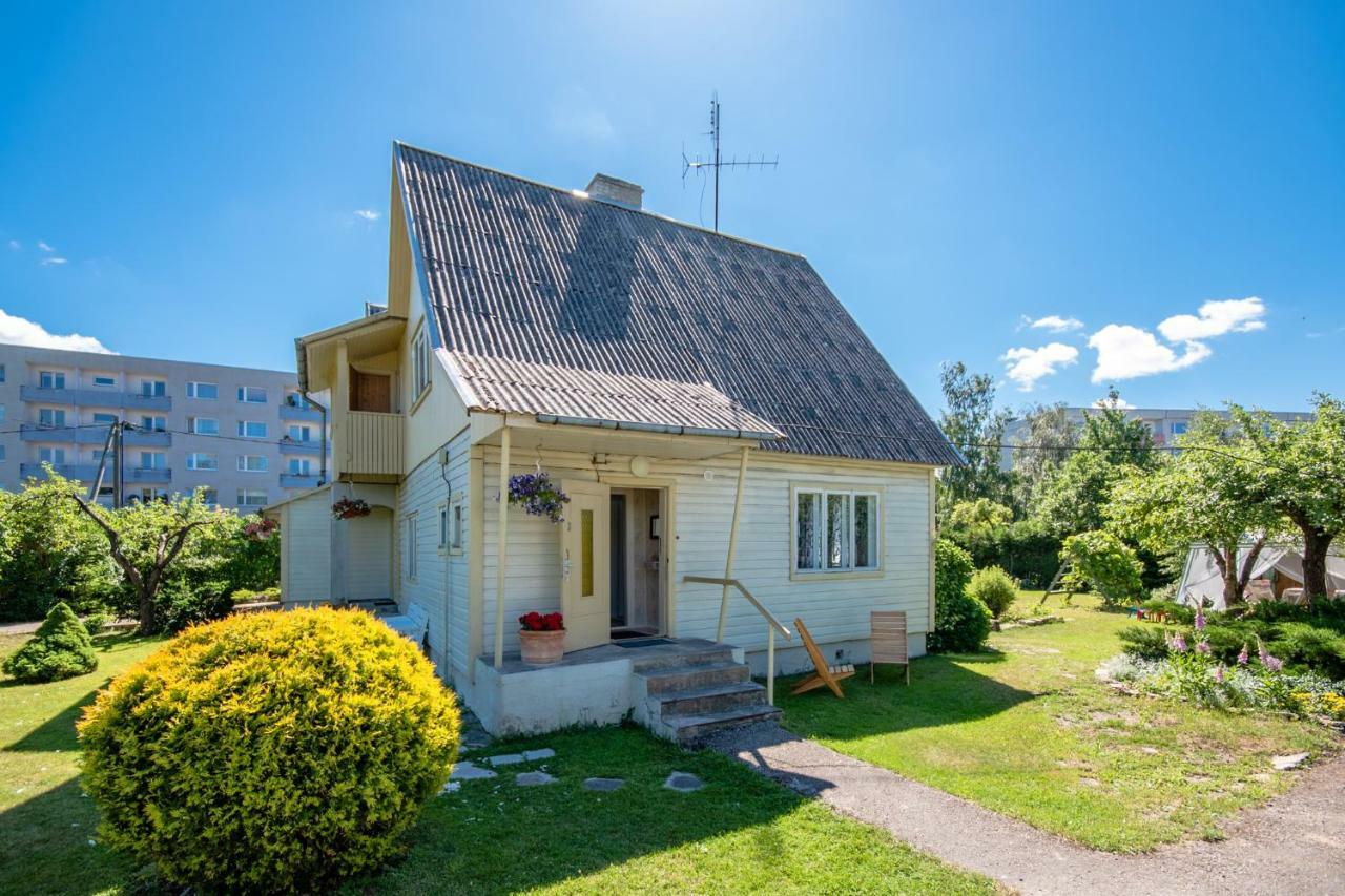 Mandala Majutus/Homestay Haapsalu Exterior photo